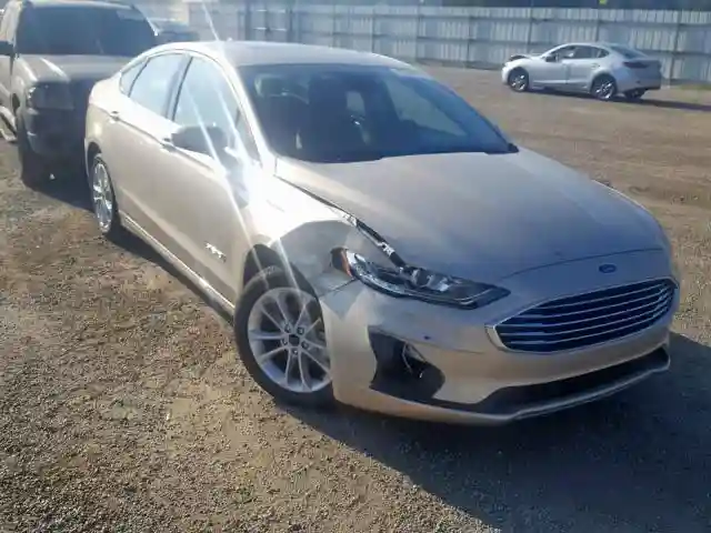 3FA6P0LU8KR188263 2019 FORD FUSION SE-0