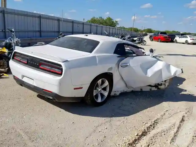 2C3CDZAG6JH318014 2018 DODGE CHALLENGER SXT-3