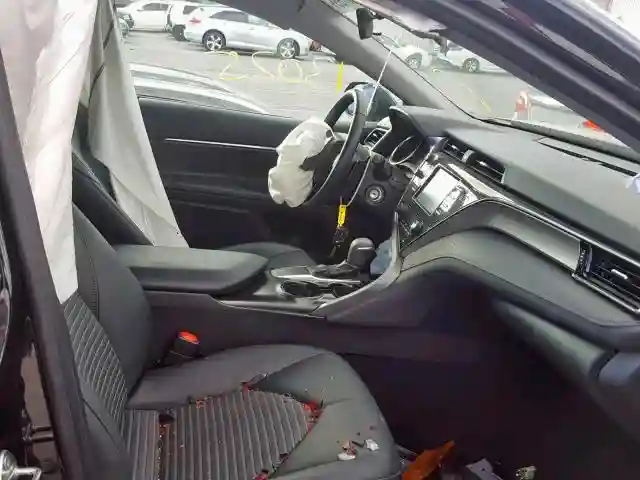 4T1B11HK6KU184241 2019 TOYOTA CAMRY L-4