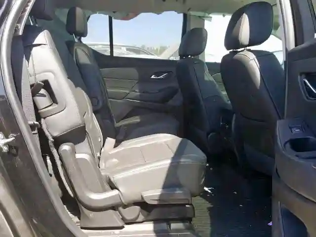1GNERHKW2KJ214598 2019 CHEVROLET TRAVERSE LT-5