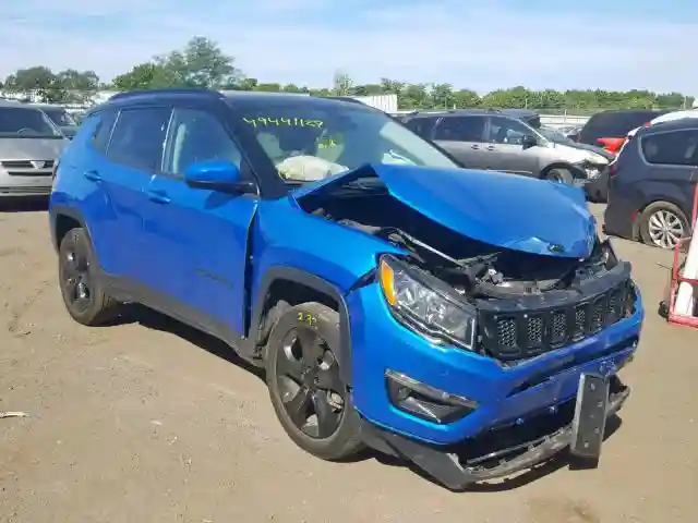 3C4NJDBB8JT395591 2018 JEEP COMPASS LATITUDE-0