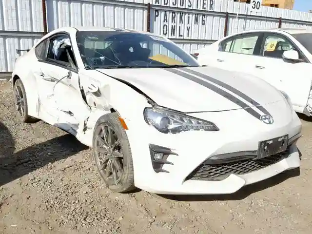 JF1ZNAA10H8708791 2017 TOYOTA 86 BASE-0