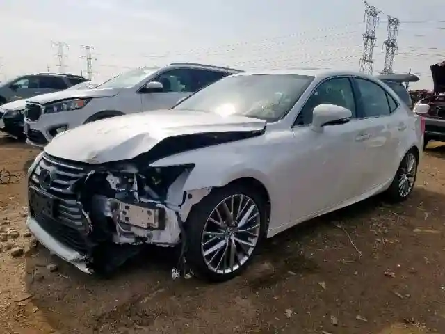 JTHC81D25J5033716 2018 LEXUS IS 300-1