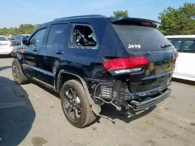 1C4RJFAGXKC579888 2019 JEEP GRAND CHEROKEE LAREDO-2