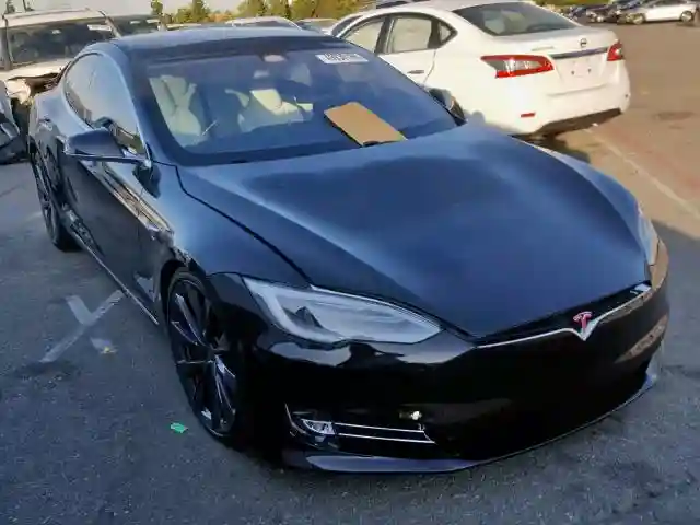 5YJSA1E26KF307098 2019 TESLA MODEL S-0