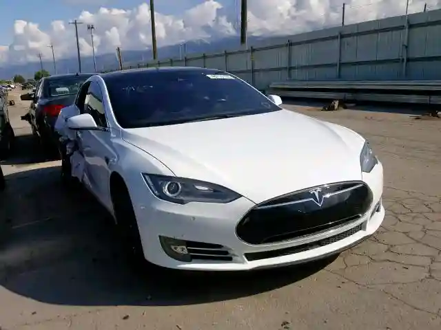 5YJSA1H43FF096719 2015 TESLA MODEL S P85D-0