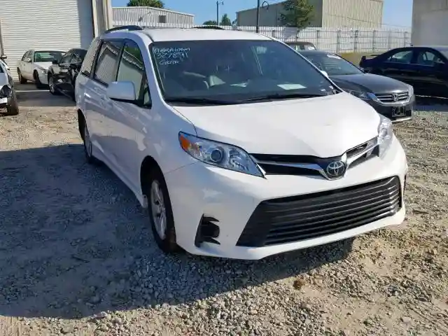 5TDKZ3DC2KS001042 2019 TOYOTA SIENNA LE-0