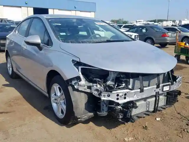 1G1BE5SM1J7185992 2018 CHEVROLET CRUZE LT-0