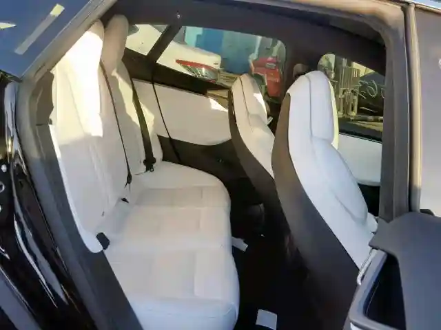 5YJSA1E26KF307098 2019 TESLA MODEL S-5