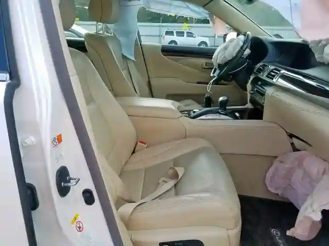 JTHBL5EF3H5146609 2017 LEXUS LS 460-4