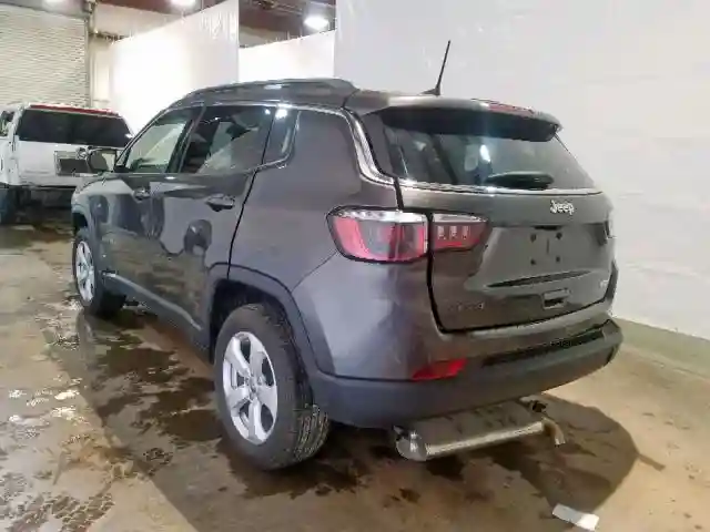 3C4NJDBB4KT792149 2019 JEEP COMPASS LATITUDE-2