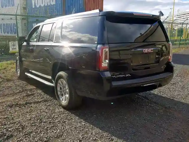 1GKS2GKC6HR325251 2017 GMC YUKON XL K1500 SLT-2