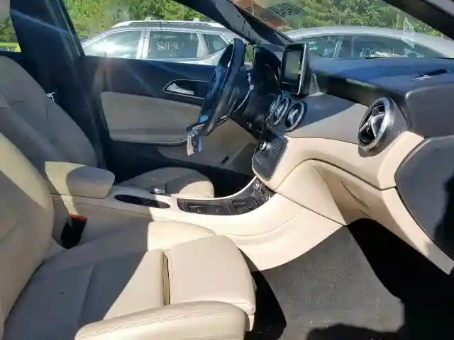 WDCTG4EBXGJ223106 2016 MERCEDES-BENZ GLA 250-4