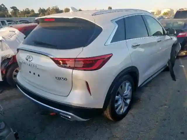 3PCAJ5M33KF140390 2019 INFINITI QX50 ESSENTIAL-3