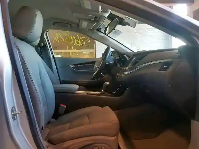 1G11Z5SA2KU136552 2019 CHEVROLET IMPALA LT-4