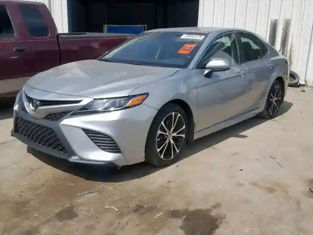 4T1B11HK3JU516862 2018 TOYOTA CAMRY L-1