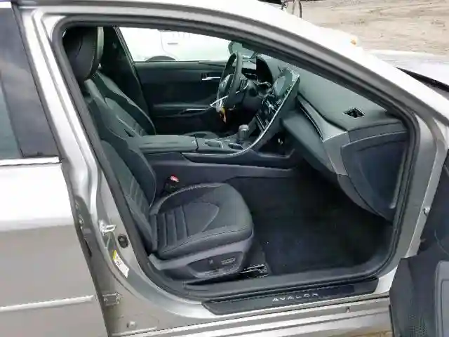 4T1B21FB9KU005870 2019 TOYOTA AVALON XLE-4