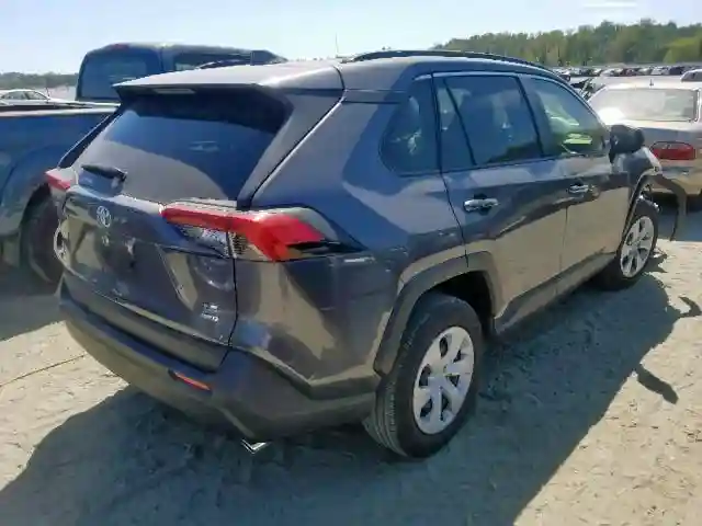 JTMF1RFV2KJ016860 2019 TOYOTA RAV4 LE-3