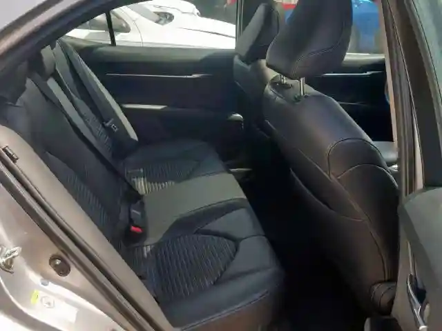 4T1B11HK3JU516862 2018 TOYOTA CAMRY L-5