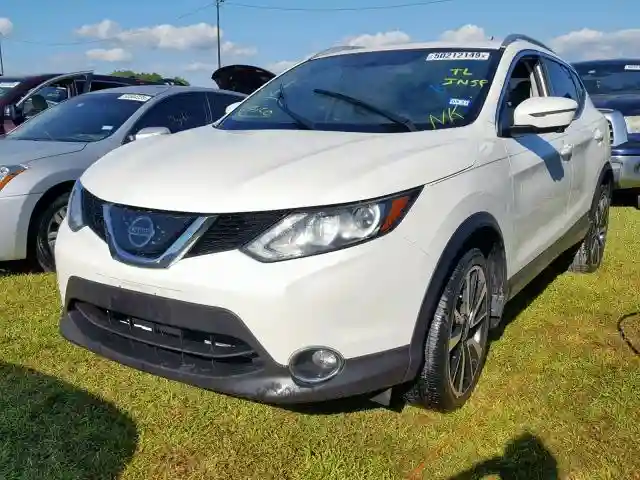 JN1BJ1CP9JW185316 2018 NISSAN ROGUE SPORT S-1