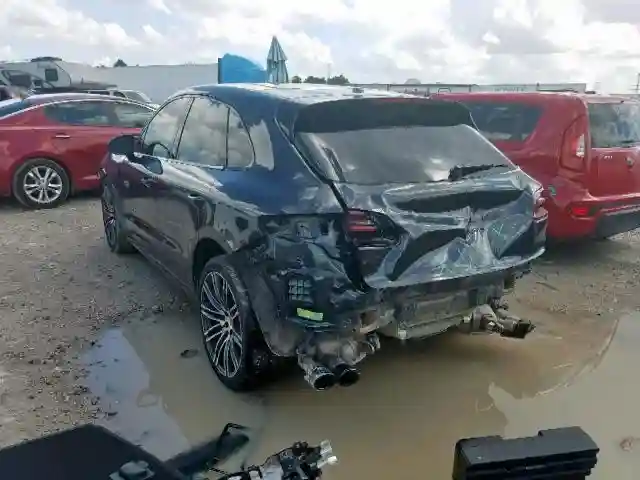 WP1AG2A51HLB55705 2017 PORSCHE MACAN GTS-2
