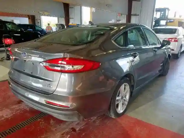 3FA6P0LUXKR221456 2019 FORD FUSION SE-3