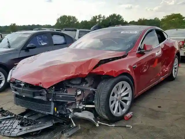 5YJSA1E23HF186555 2017 TESLA MODEL S-1