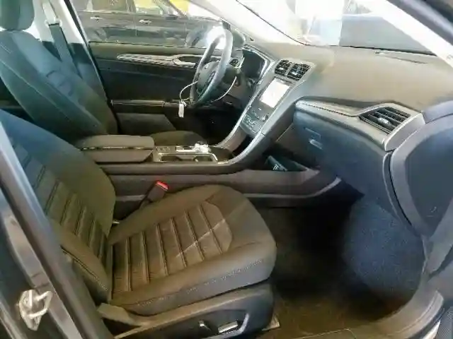 3FA6P0LUXKR221456 2019 FORD FUSION SE-4