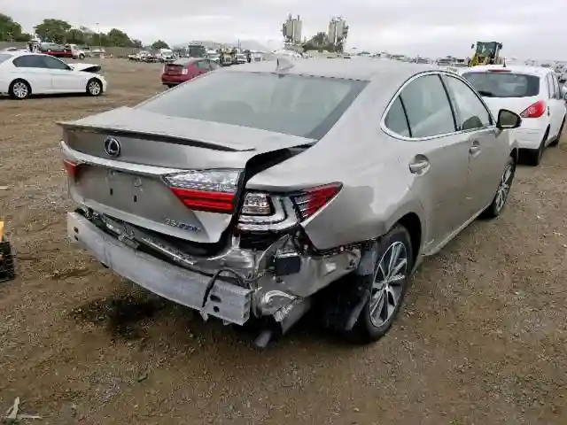 JTHBW1GG9H2132415 2017 LEXUS ES 300H-3