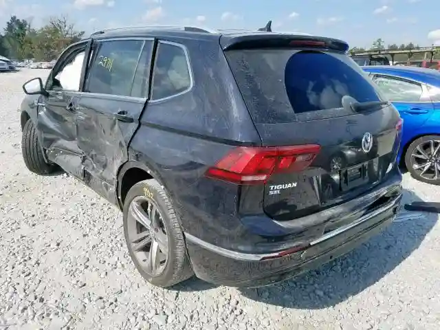 3VV3B7AX8JM137621 2018 VOLKSWAGEN TIGUAN SE-2