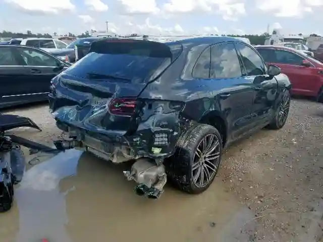 WP1AG2A51HLB55705 2017 PORSCHE MACAN GTS-3