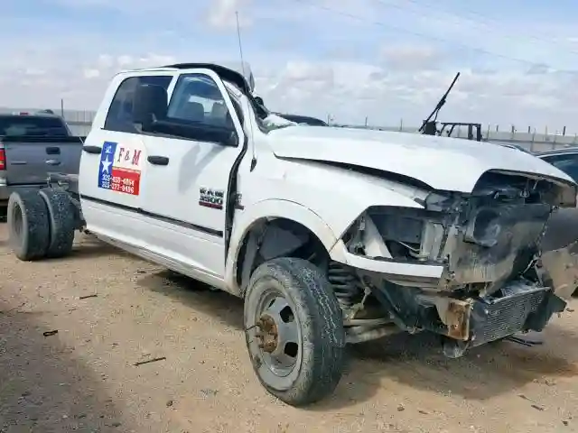 3C7WRTCL6FG551659 2015 RAM 3500-0