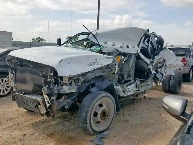 3C7WRTCL6FG551659 2015 RAM 3500-1