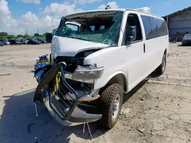 1GAZGPFG5J1342516 2018 CHEVROLET EXPRESS G3500 LT-1
