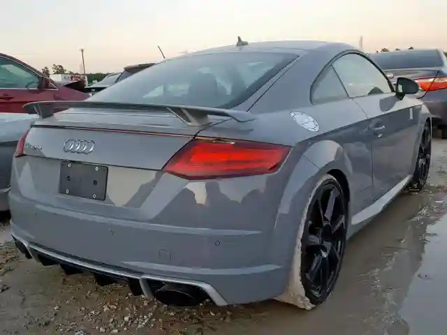 WUACSAFVXJ1900600 2018 AUDI TT RS-3