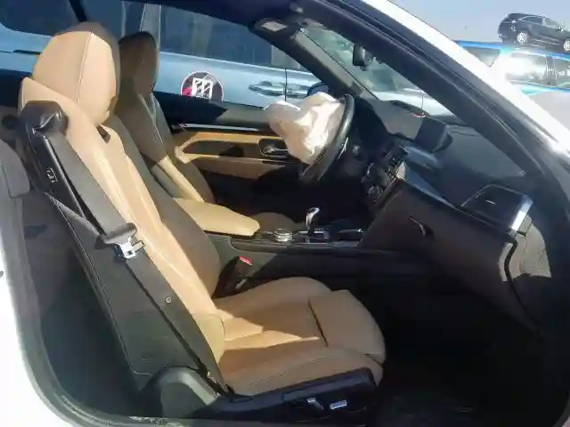 WBS3U9C51GP968843 2016 BMW M4-4