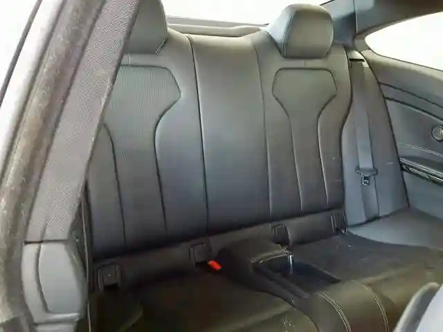 WBS4Y9C54JAC87744 2018 BMW M4-5