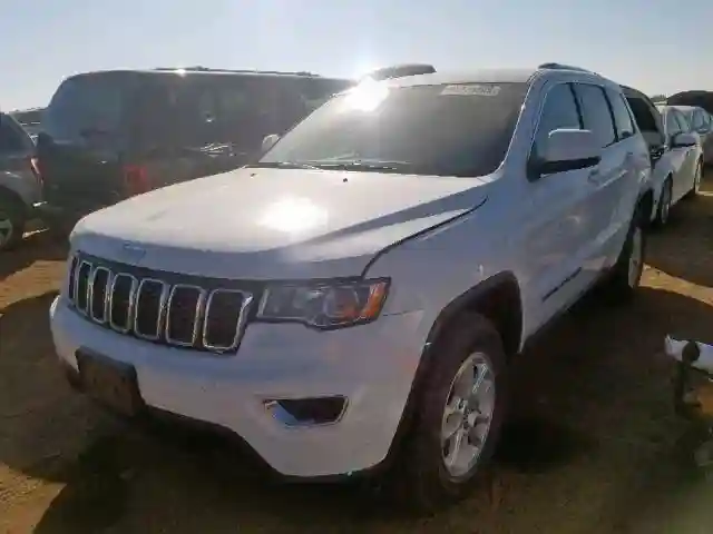 1C4RJFAG9JC263378 2018 JEEP GRAND CHEROKEE LAREDO-1