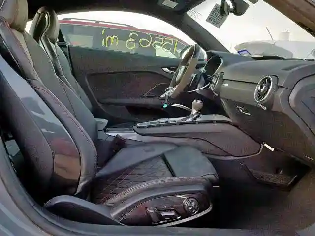 WUACSAFVXJ1900600 2018 AUDI TT RS-4