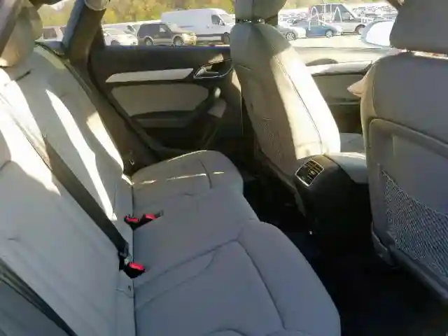 WA1ECCFS0HR007619 2017 AUDI Q3 PREMIUM-5