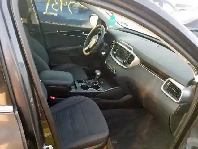 5XYPG4A36KG516340 2019 KIA SORENTO LX-4