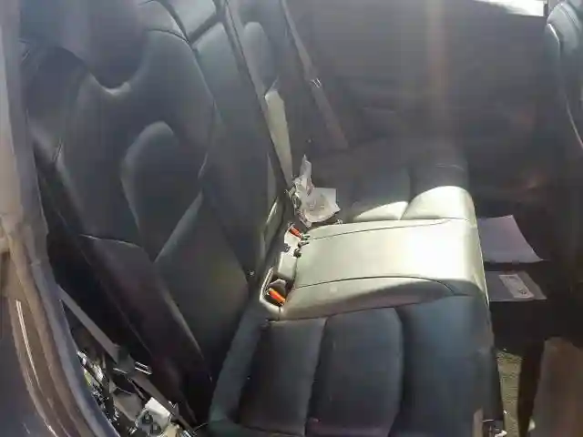 5YJ3E1EA7JF056848 2018 TESLA MODEL 3-5