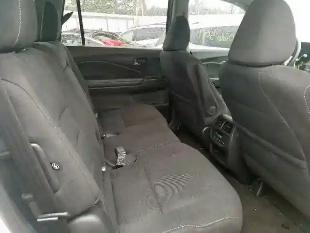 5FNYF6H31JB046085 2018 HONDA PILOT EX-5