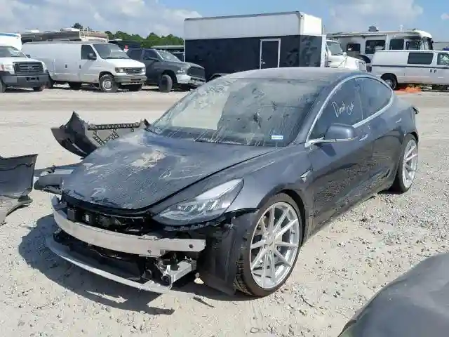 5YJ3E1EA7JF056848 2018 TESLA MODEL 3-1