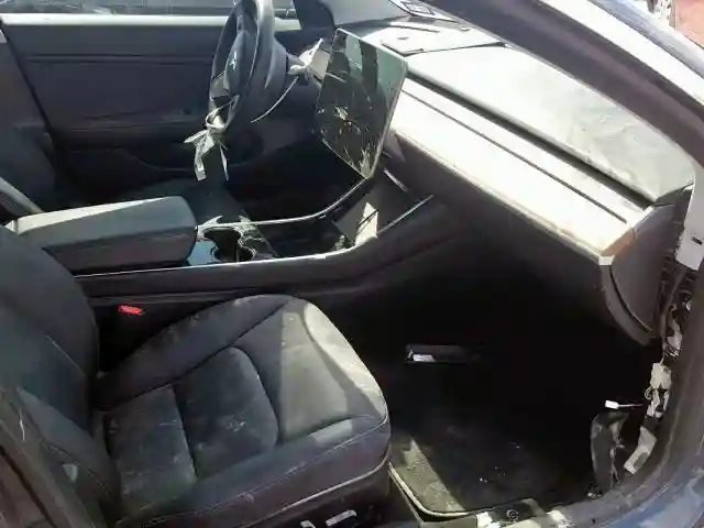5YJ3E1EA7JF056848 2018 TESLA MODEL 3-4