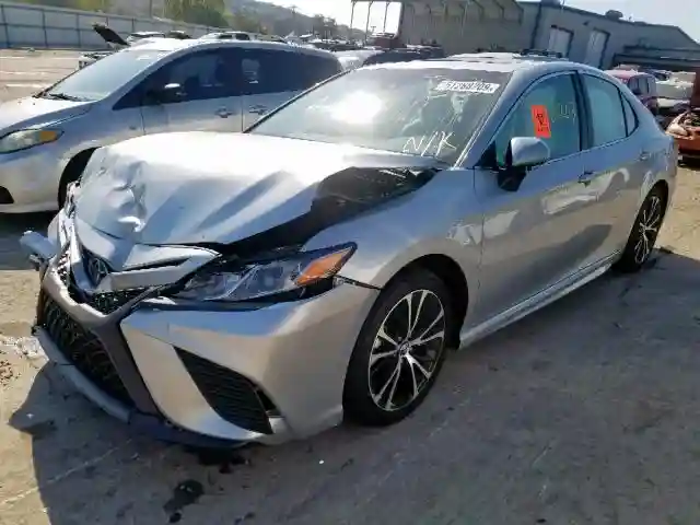 4T1B11HK7JU541697 2018 TOYOTA CAMRY L-1