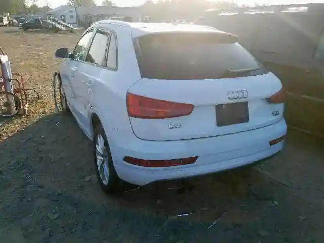 WA1ECCFS0HR007619 2017 AUDI Q3 PREMIUM-2