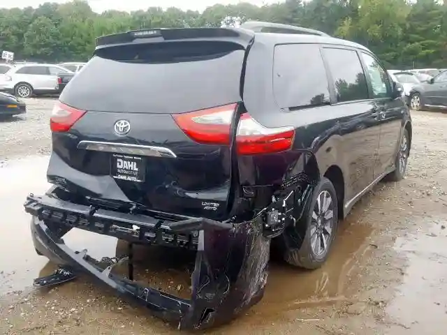 5TDDZ3DC2LS232923 2020 TOYOTA SIENNA LIMITED-3
