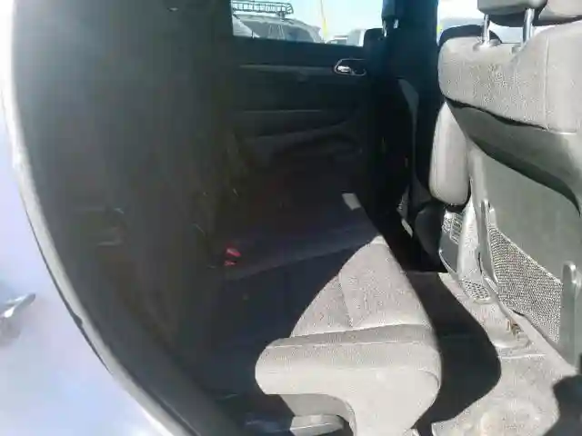 1C4RJFAG9JC263378 2018 JEEP GRAND CHEROKEE LAREDO-5