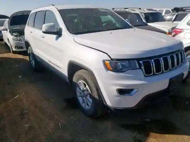 1C4RJFAG9JC263378 2018 JEEP GRAND CHEROKEE LAREDO-0